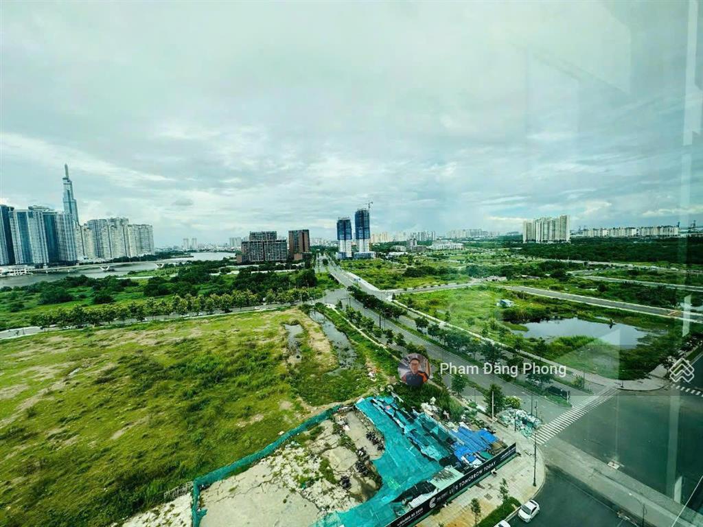 Siêu phẩm the crest 2pn+1 view trực diện sông & landmark 81, giá đầu tư cực tốt