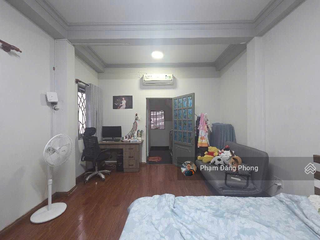 Mặt tiền kinh doanh sầm uất  khu vip  5 tầng btct  ngang 8m vuông vức,  hoàn công