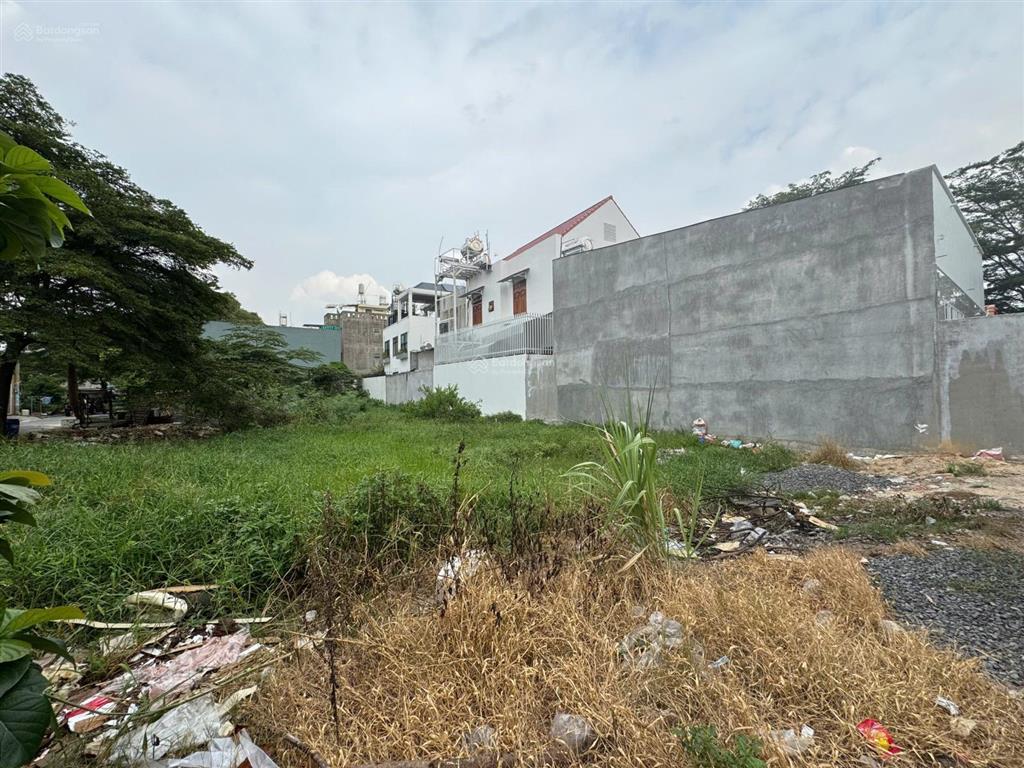 Bán đất tại xã xuân thới đông 10x17 đất ở 100% hóc môn tphcm