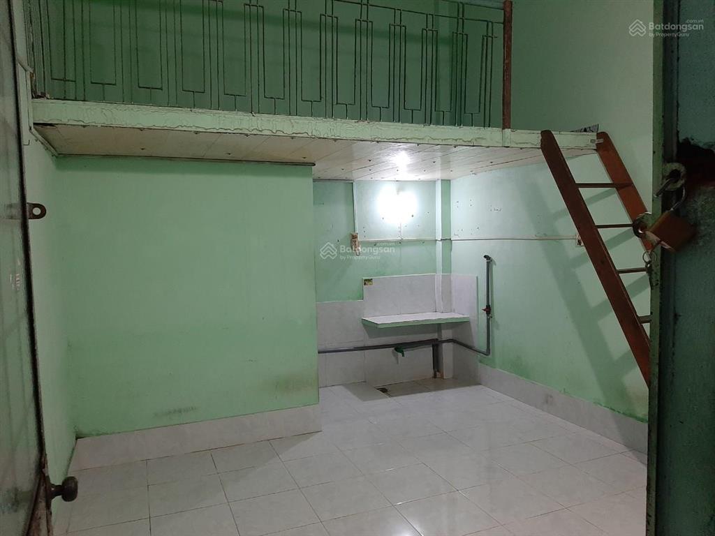 Cho thuê phòng trọ 23m2, có gác xép!
