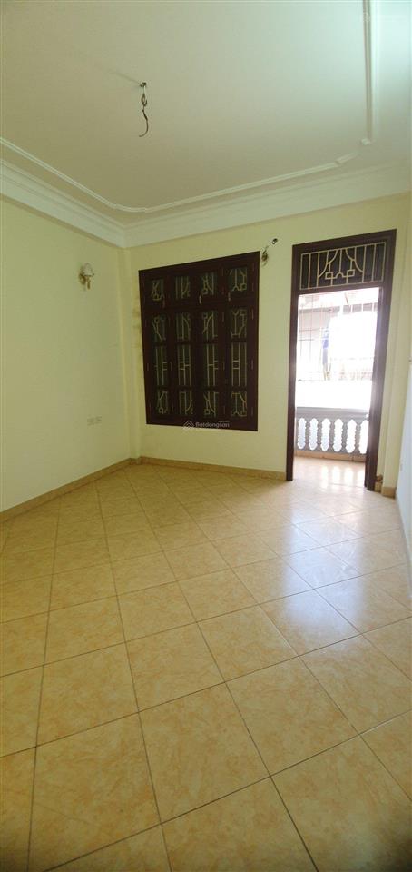 Cho thuê liền kề 60m2x4t, 4pn đh nl tại nguyễn xiển, 16 triệu/tháng ô tô tránh