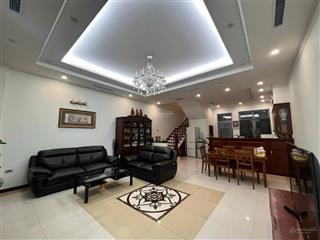 Cho thuê biệt thự liền kề bên hồ harmony full nội thất giá 35tr/ tháng  0903 257 ***