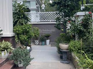 Cho thuê biệt thự song lập 200m2 giá 30tr/ tháng  0903 257 ***