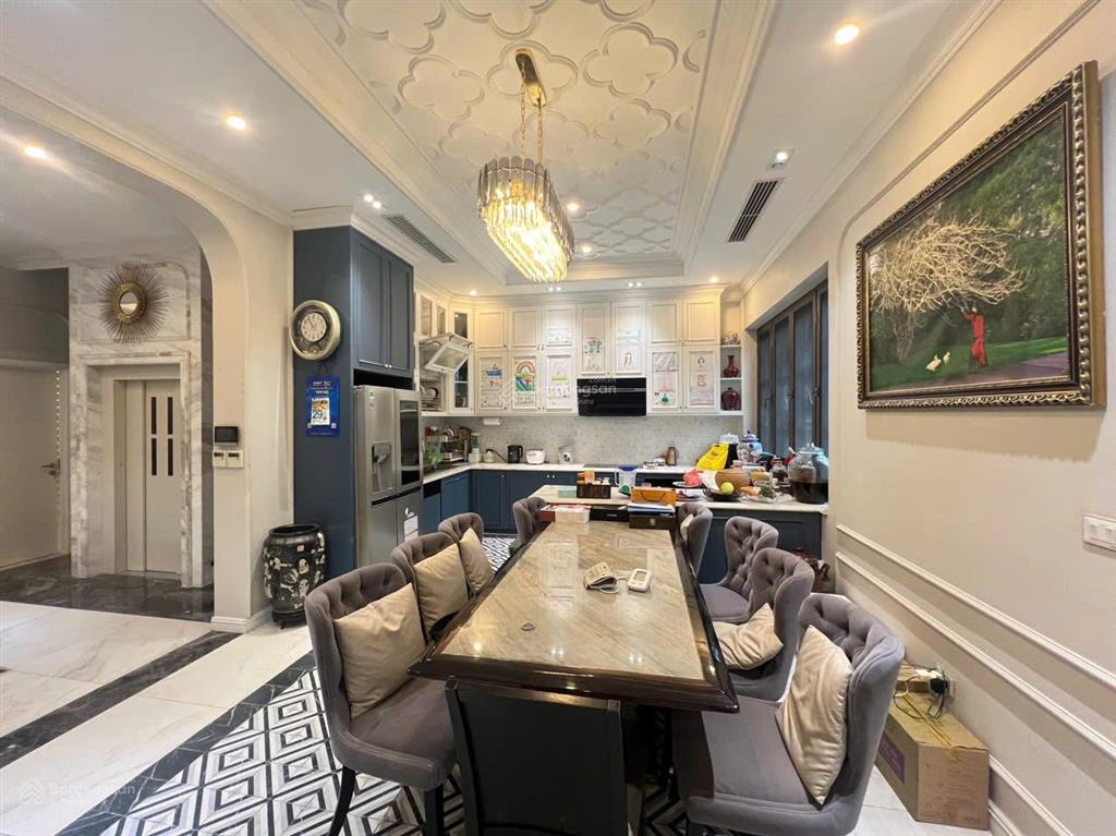 Biệt thự song lập vinhomes riverside full nội thất có thang máy  0903 257 ***