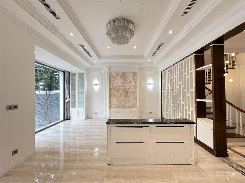 Chính chủ bán biệt thự song lập hoa sữa full nội thất vinhomes riverside  0903 257 ***