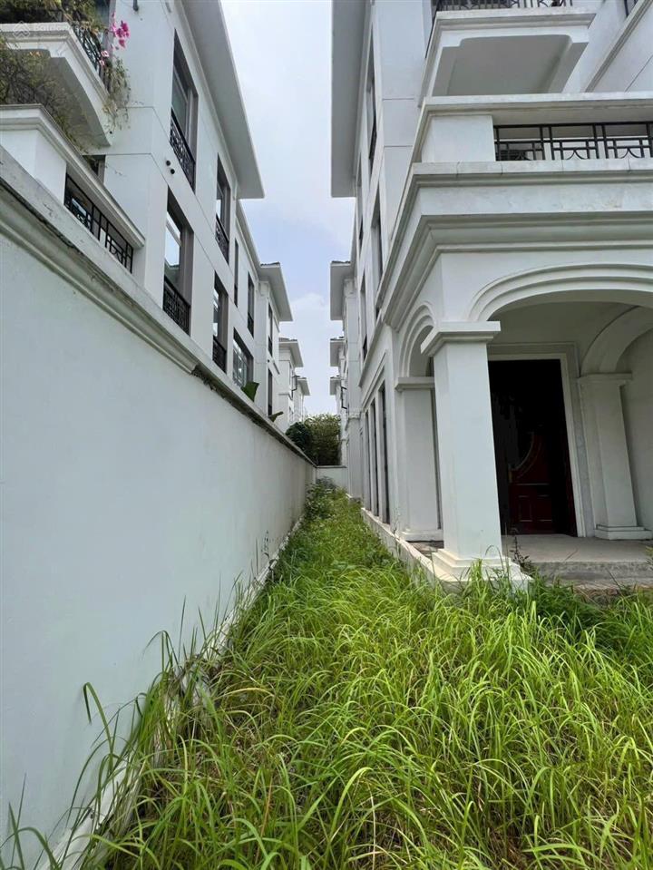 Chính chủ gửi bán biệt thự sl 216m2 vinhomes the harmony giá chỉ 67 tỷ  0903 257 ***