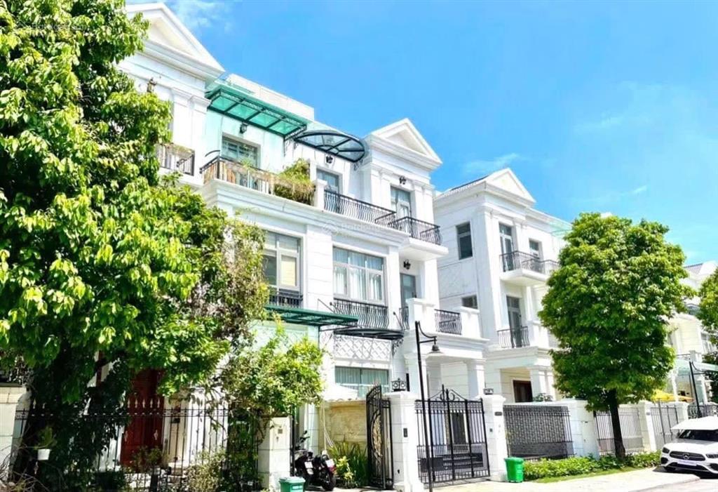 Cho thuê biệt thự song lập vinhomes the harmony view hồ điều hoà 12,5ha giá 45tr/tháng 0903 257 ***