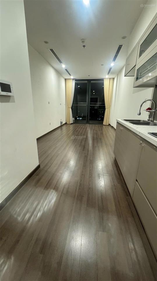 Cho thuê căn hộ 2pn 2wc vinhomes symphony nội thất cơ bản chủ đầu tư giá chỉ 11tr  0903 257 ***