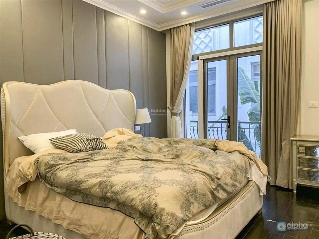 Cho thuê biệt thự song lập view hồ 152m2 full nội thất cao cấp  0903 257 ***