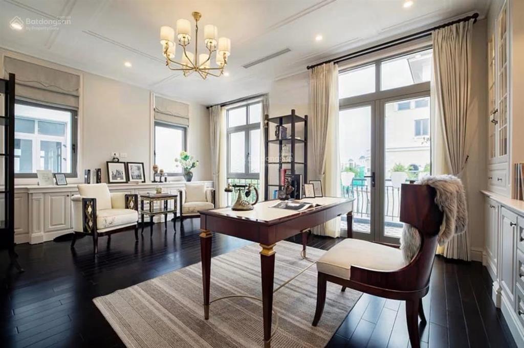 Cho thuê biệt thự song lập view hồ 152m2 full nội thất cao cấp  0903 257 ***