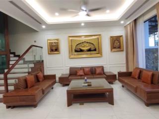 Cho thuê biệt thự song lập 185m2 full đồ, view công viên, có thang máy  0903 257 ***