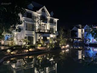 Biệt thự đơn lập bằng lăng 500m2 full nội thất đẳng cấp cần tìm khách thuê  xem nhà 0903 257 ***