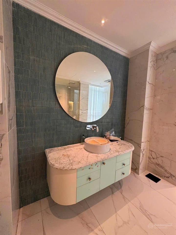 Biệt thự đơn lập bằng lăng 500m2 full nội thất đẳng cấp cần tìm khách thuê  xem nhà 0903 257 ***