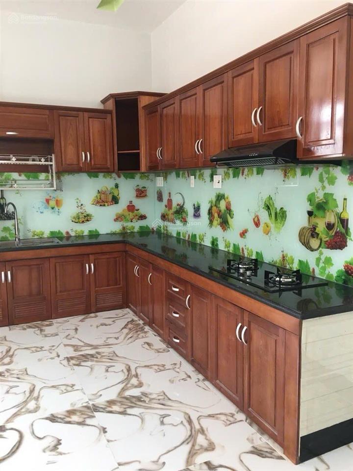 Bán nhà lầu ngộp tại sông lu, 9,2 tỷ, 594 m2, 5pn, 5wc, 2 tầng, hướng đn