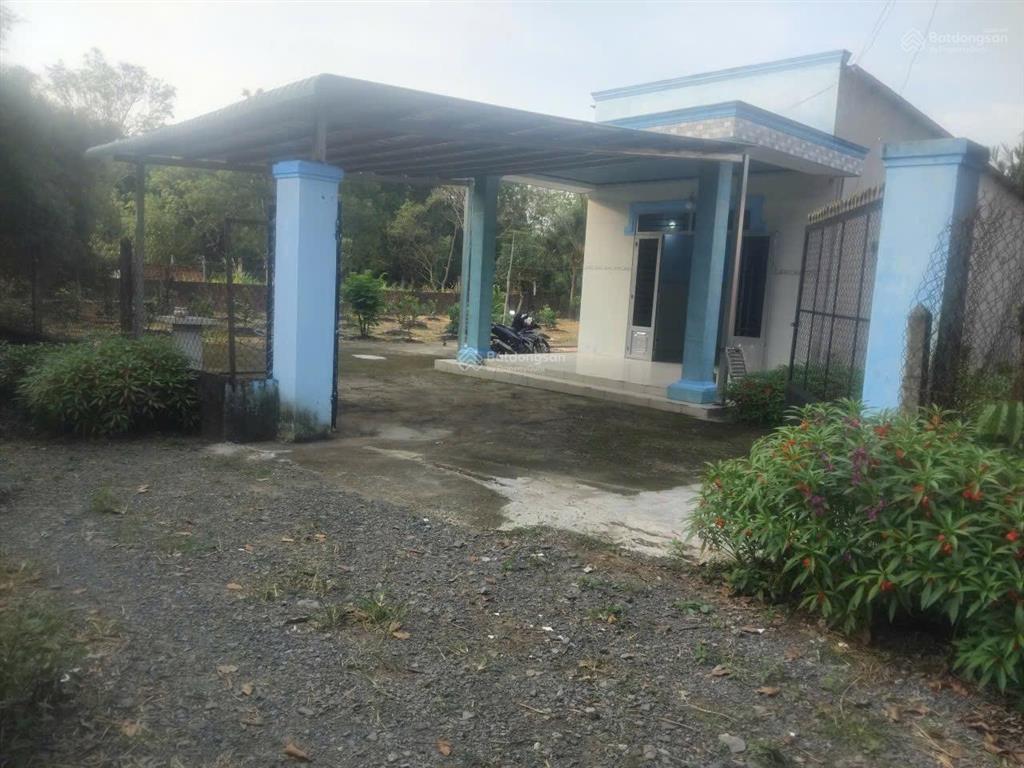 Bán đất tặng nhà cấp 4 (1400m2 ) thổ cư 100m2 tại 1/ bùi thị lành, 5,2 tỷ, củ chi, tp.hcm