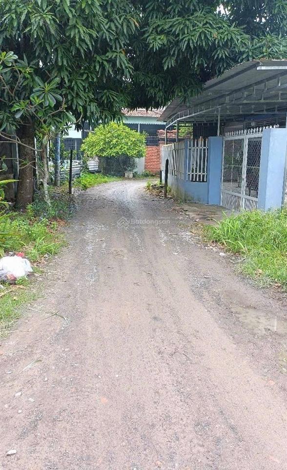 Bán đất tại 1/ lê thị bay, phú hòa đông, củ chi, 2,1 tỷ, 160m (5x32m)đẹp, sát tl15,hiện hữu