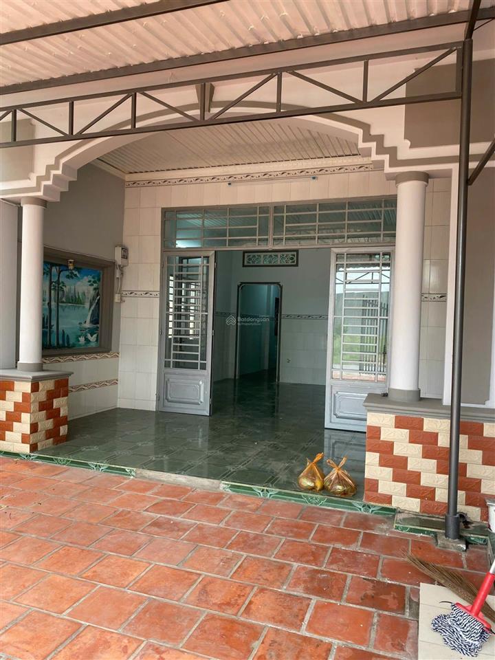 Bán nhà riêng tại đường trần thị kiều, 4,3 tỷ, (5x40m), 200m2, thổ cư 80m, xã bình mỹ cũ