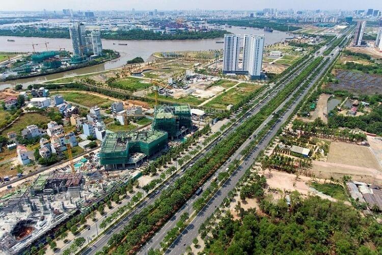 Khách sạn 5 tầng mặt tiền 12m  sát vành đai 2