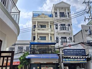 Bán gấp tòa nhà chdv mặt tiền 1 trệt 4 lầu gần vành đai 2, 18 phòng dòng tiền khủng