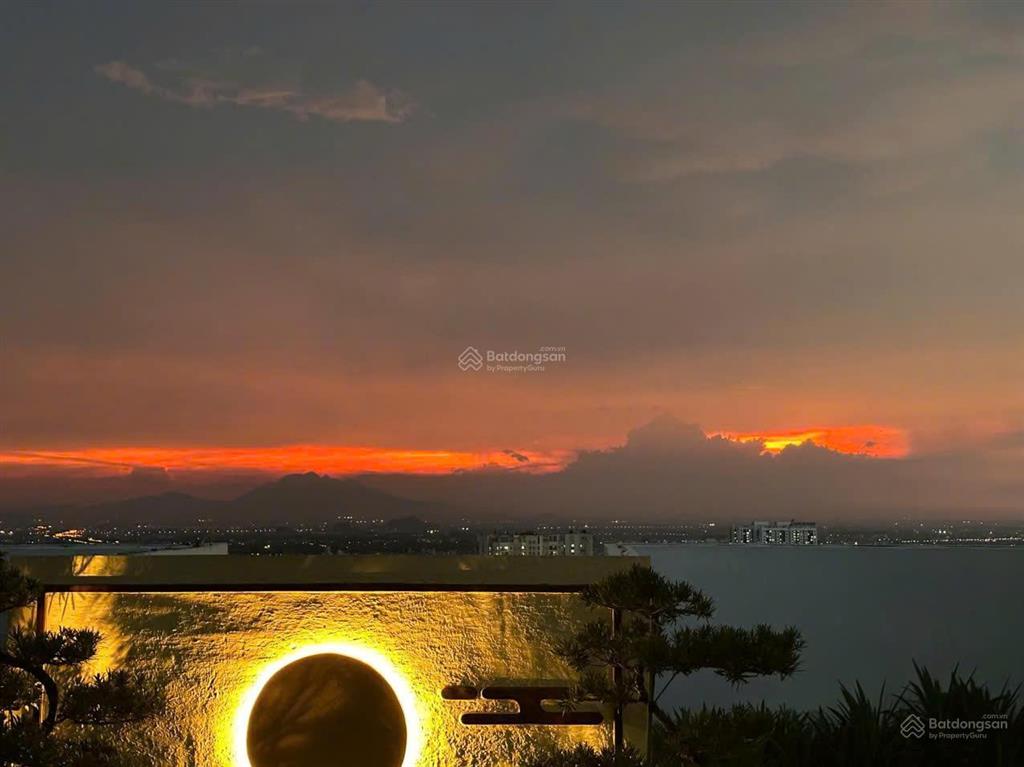 Bán cc đẹp sang view tràn the tonkin  vinhomes smart city, 17 tỷ, 217 m2, p tây mỗ, q. nam từ liêm
