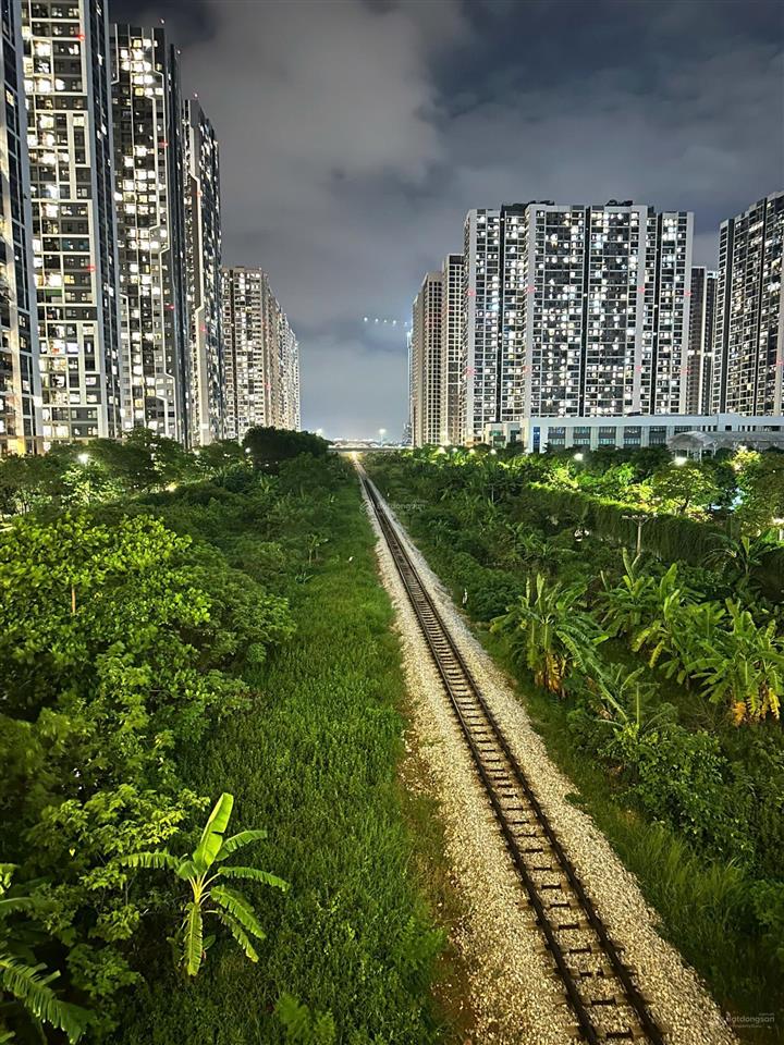 Bán cc đẹp sang view tràn the tonkin  vinhomes smart city, 17 tỷ, 217 m2, p tây mỗ, q. nam từ liêm
