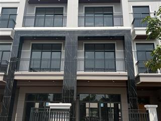 Siêu phẩm biệt thự góc view sông  view hồ bơi gs metro city giá tốt