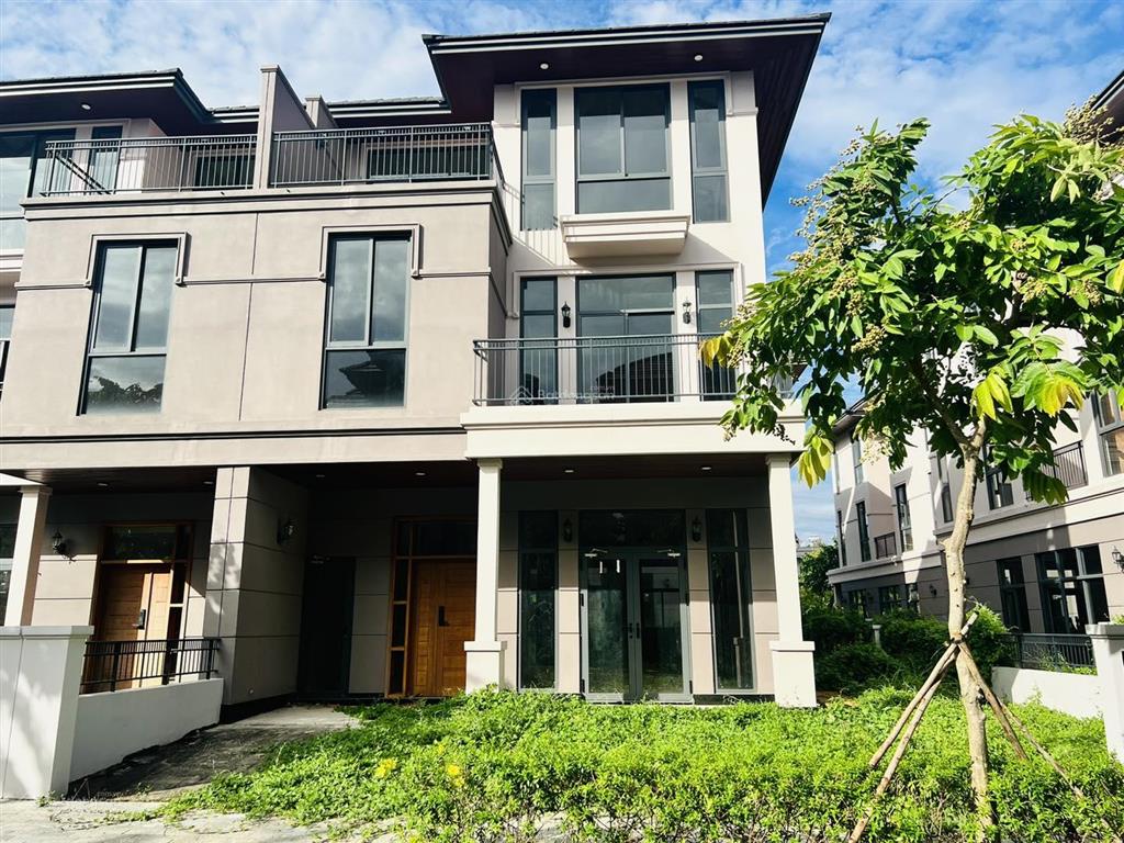 Siêu phẩm biệt thự góc view sông  view hồ bơi gs metro city giá tốt