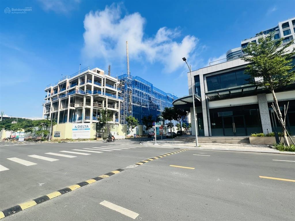 Nhà phố shophouse góc l'arcade giảm giá 5 tỷ bán nhanh trong tuần