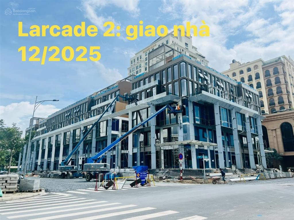 Nhà phố shophouse góc l'arcade giảm giá 5 tỷ bán nhanh trong tuần