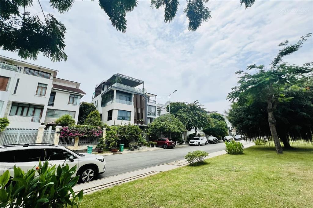 Biệt thự đẹp, giá tốt  chủ thiện chí giảm giá 3 tỷ bán nhanh trong tuần
