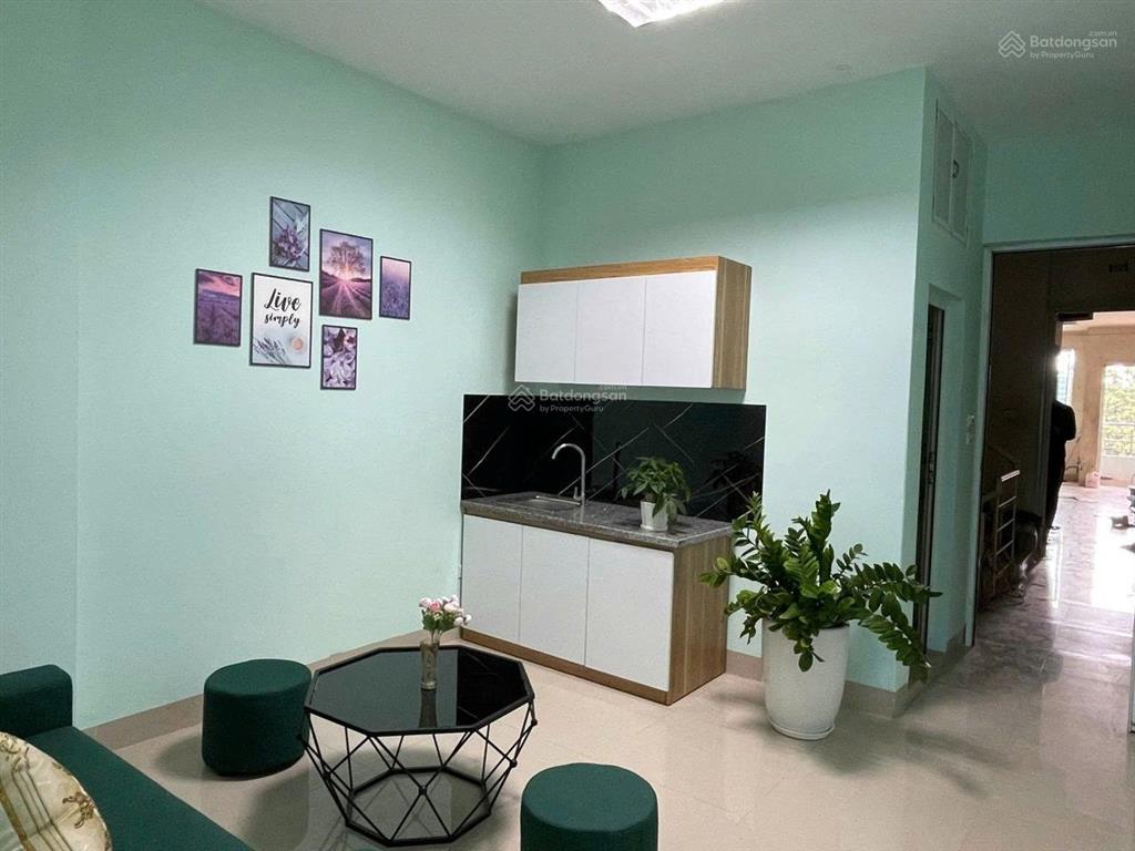 Cho thuê phòng 1 khách 1 ngủ full đồ giường tủ, đh, nl, wc khép kín, đối diện goldmark city chỉ 4.x