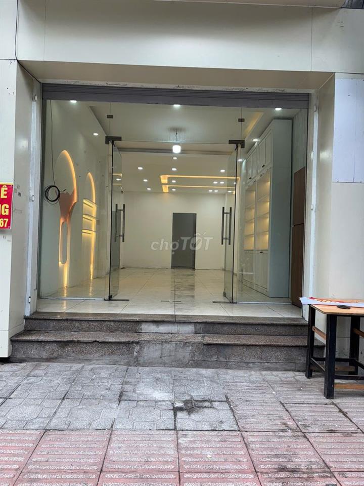 Cho mặt bằng mặt tiền ở Quận 6