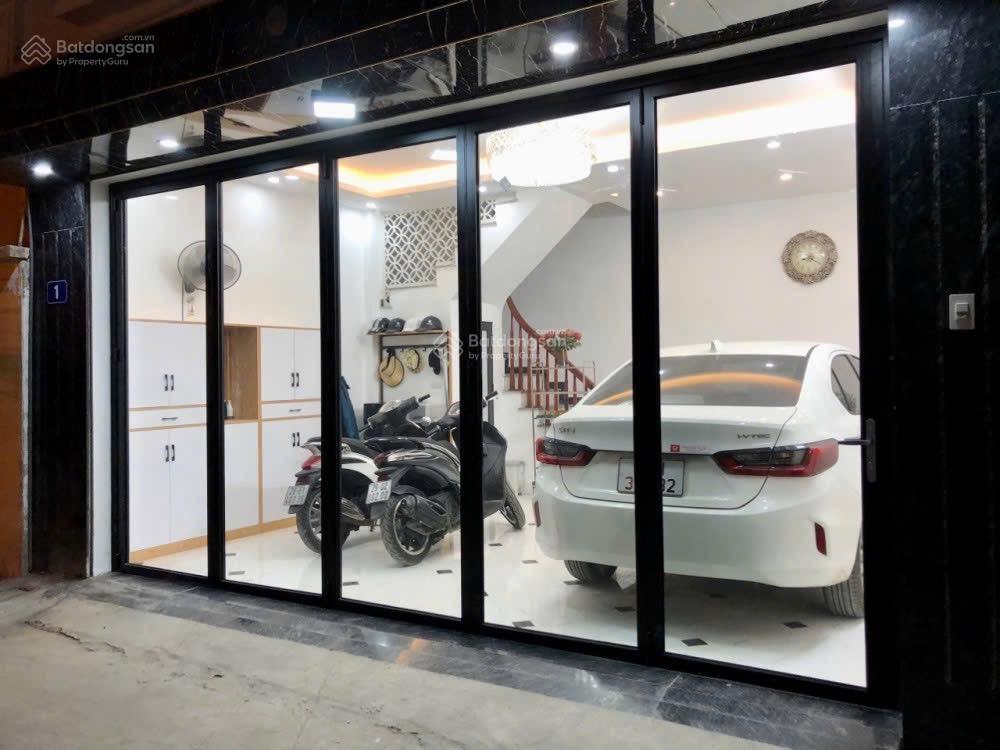 Bán gấp nhà riêng 30,6m2, 13,35 tỷ, 6 tầng, 5pn, 6wc tại tô vĩnh diện, p phương liệt, q thanh xuân