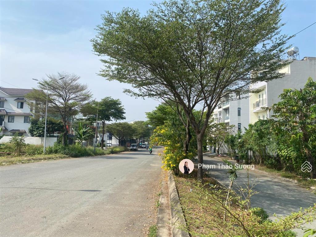 Hàng siêu phẩm! giá tốt đầu tư nền 108m2 mt đường 659 kdc hoàng anh minh tuấn đối diện global city