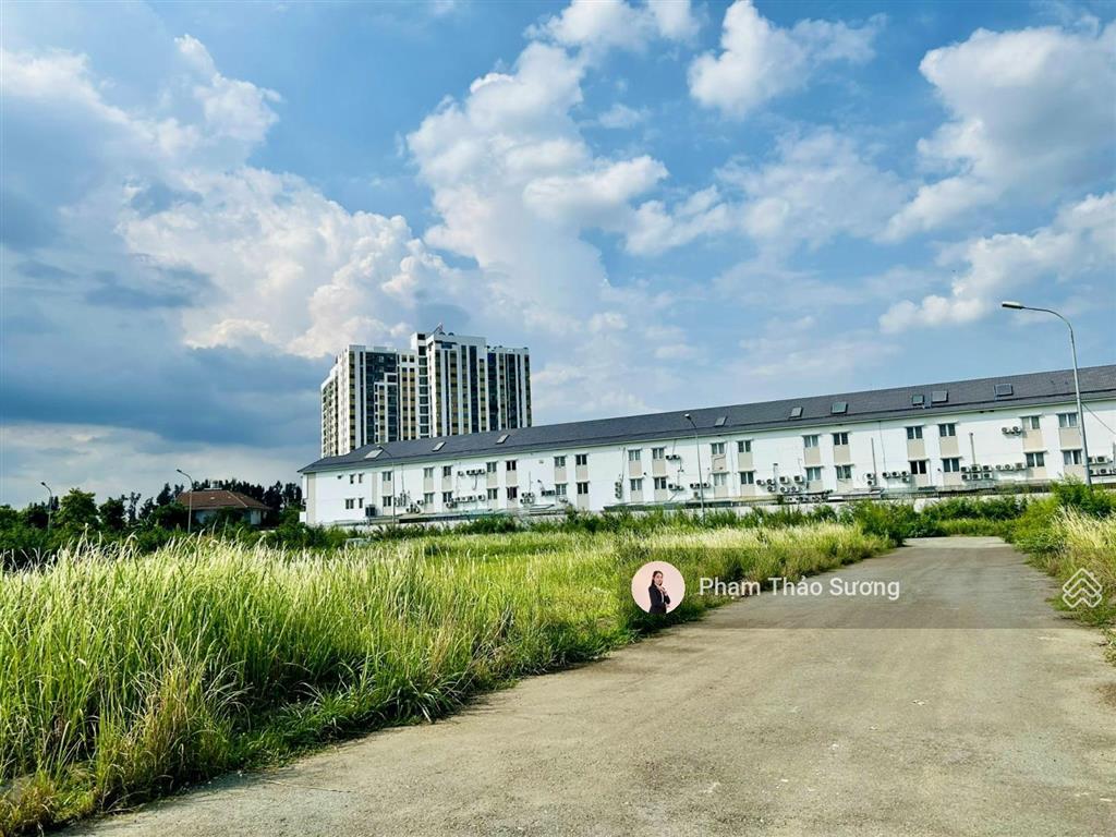 Hàng ngon giá tốt! chính chủ bán nền góc 2 mt kdc phú nhuận chỉ 88 tr/m2  đối diện global city