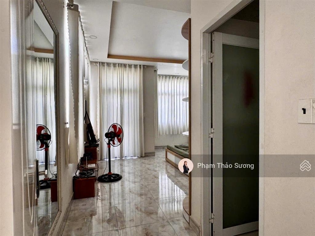 Giảm giá mạnh chỉ còn 13 tỷ ! bán nhanh căn góc 5,3mx25m 3 tầng 2 mặt tiền đường số 11  trường thọ
