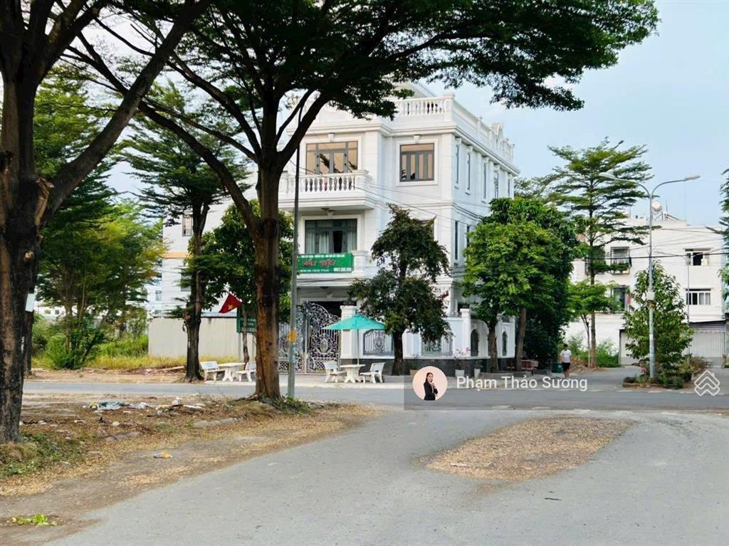 Hiếm có! chủ ngộp nên giảm mạnh 1,4 tỷ bán nhanh nền 160m2 khu thời báo kinh tế chỉ 60 triệu/m2