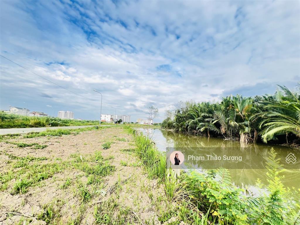 Hiếm có khó tìm! một lô view sông vừa đẹp vừa rẻ  dt 293m2 kdc phú nhuận kế global city  93tr/m2