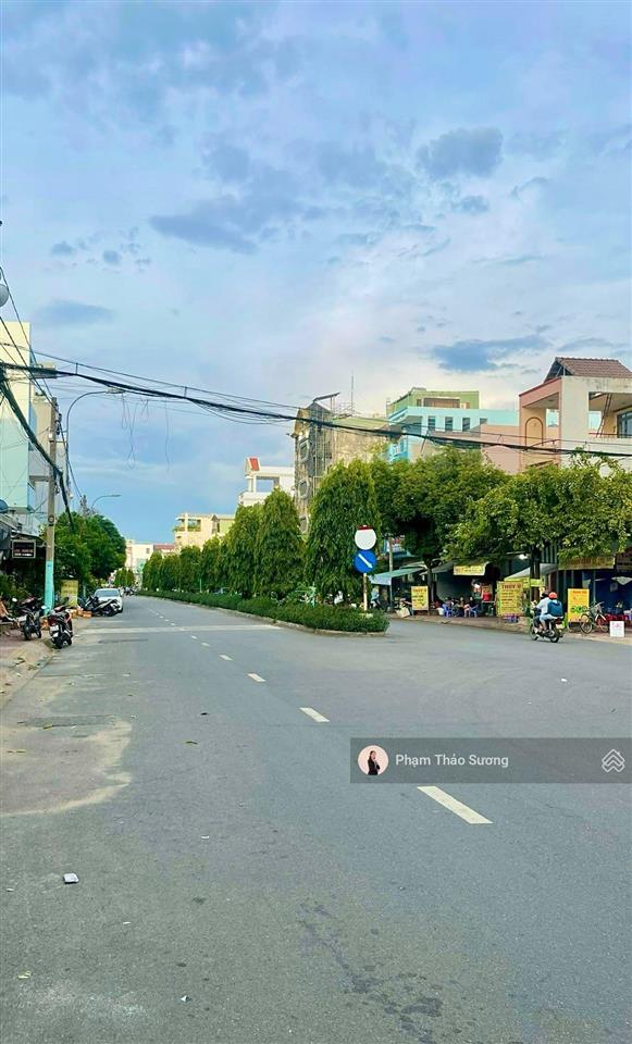 Hàng hiếm phước bình! chủ hạ giá bán gấp nhà mặt tiền đại lộ 2, q9  90 m2  12 tỷ thương lượng