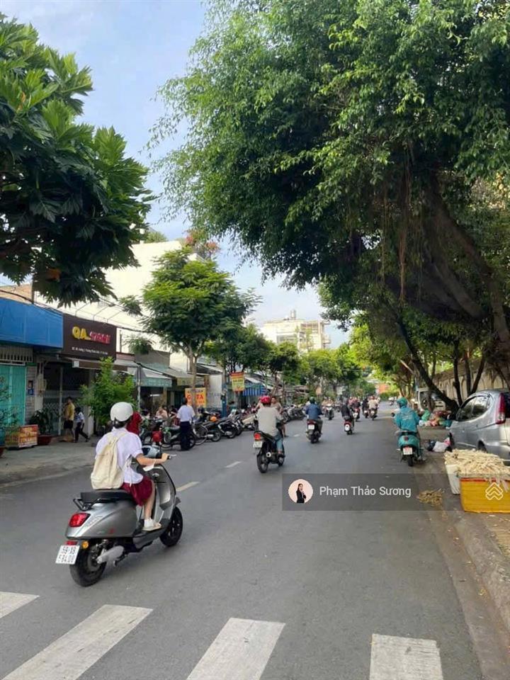 Nhà đẹp phước bình! diện tích 88 m2, mặt tiền đường số  cạnh global city giá 9,9 tỷ thương lượng
