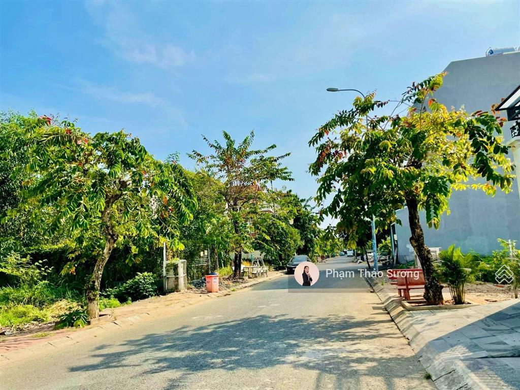 Hàng đẹp! chủ mới gửi bán lại nền đất 7x20m (140m2) mt đường 16m  kdc nam long  giá 14,5 tỷ