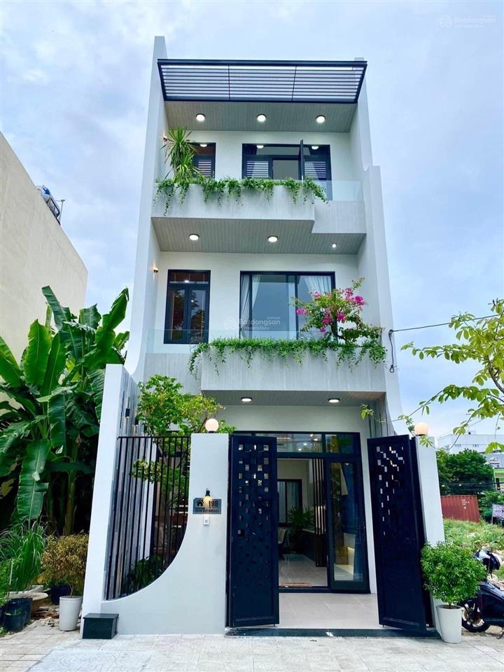Siêu vị trí q3 ! góc 2 mặt tiền trần quang diệu (10x28m) hđt 150tr  giá bán 98 tỷ thương lượng