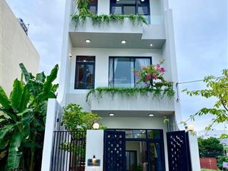 Bán nhà siêu vị trí 2 mặt tiền trần quang diệu  quận 3, 10x28m, hđt 150 tr/tháng, giá 98 tỷ