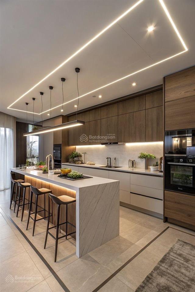 Siêu vị trí q3 ! góc 2 mặt tiền trần quang diệu (10x28m) hđt 150tr  giá bán 98 tỷ thương lượng