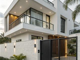 Bán biệt thự khu vip sân bay tân sơn nhất  dt lớn  hầm 5 tầng  tm riêng  giá bán 72 tỷ