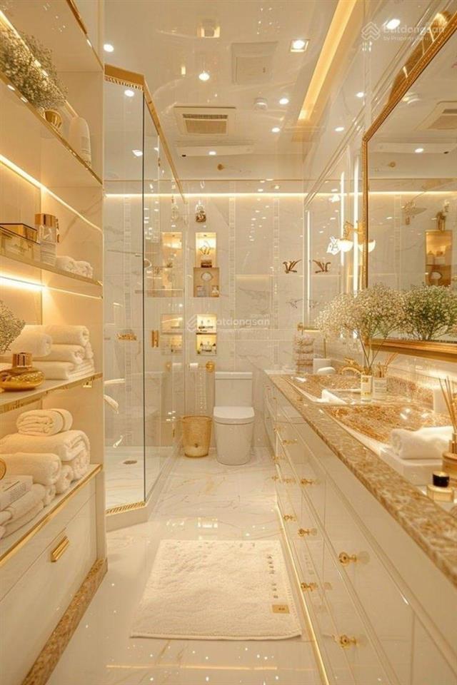 Biệt thư siêu vipp hiếm khu trần nhật duật quận 1  trệt 3 tầng hồ bơi riêng  giá bán 102 tỷ