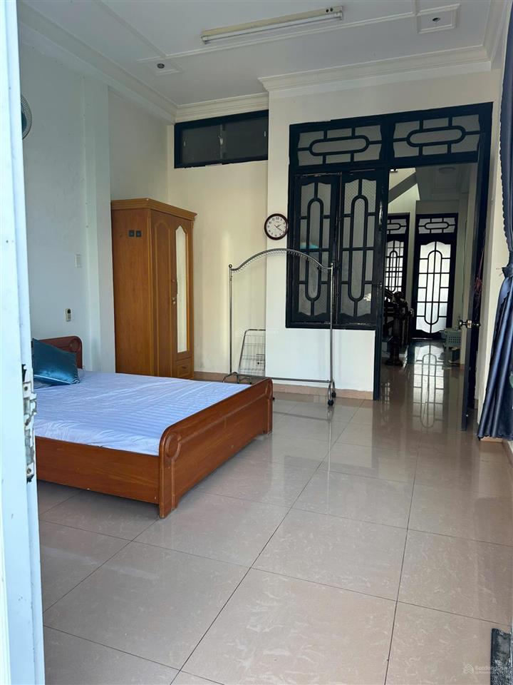 Cho thuê phòng trọ dành cho nữ đường thanh thủy, hải châu. dt 50m2. nội thất đầy đủ.