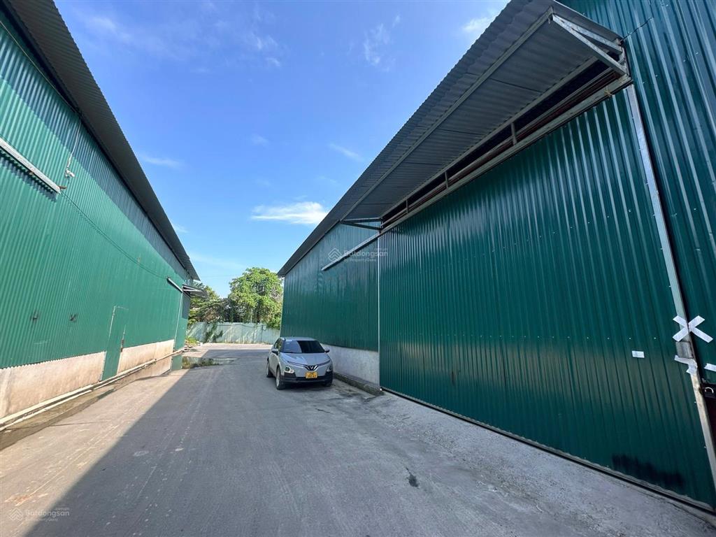Cho thuê kho xưởng 1250m2 mới xây dựng khu vực an khánh, trục đại lộ thăng long