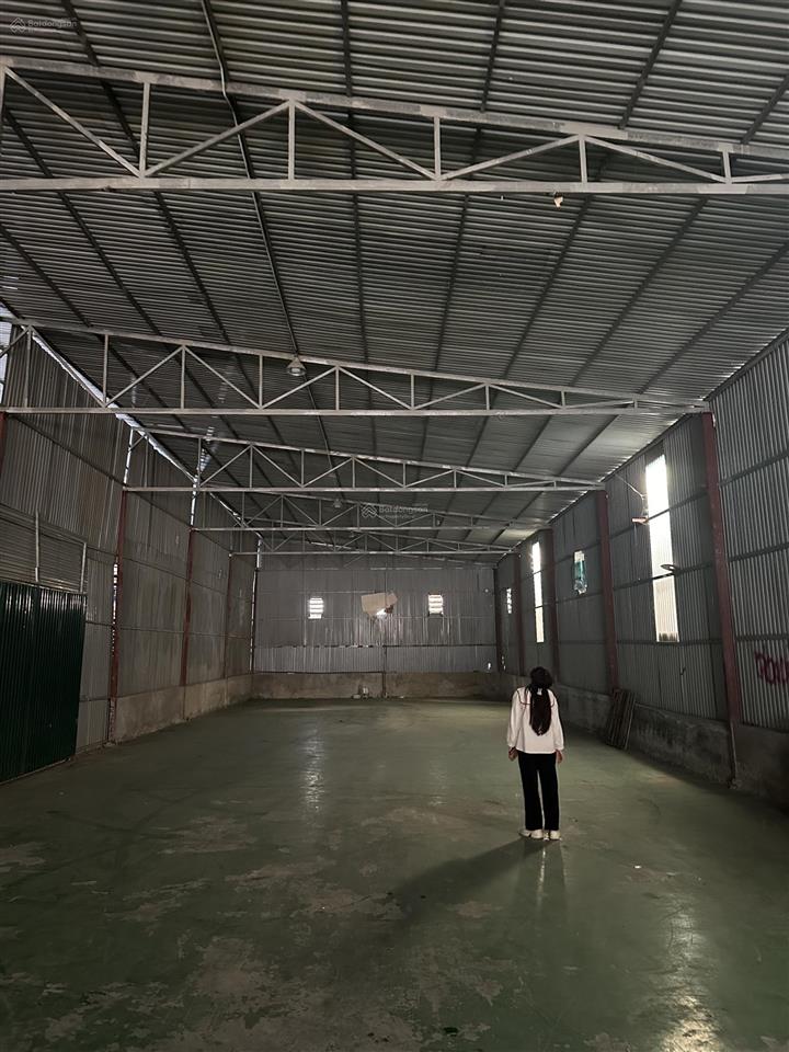 Cho thuê kho 565m2 tại ngã tư trạm trôi, ô diên, hà nội