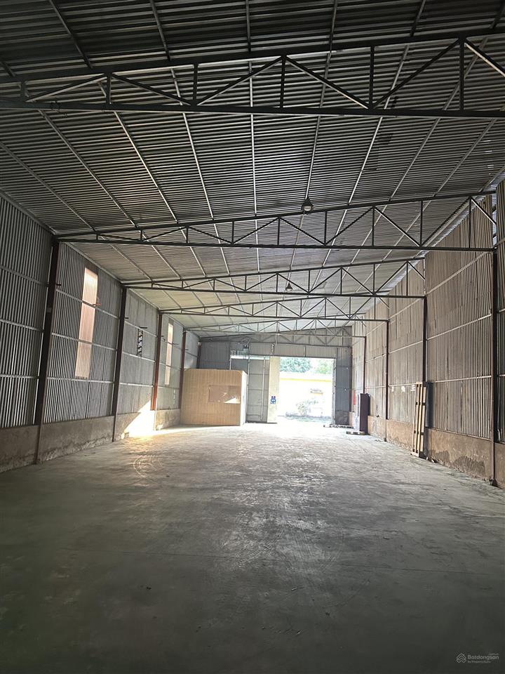 Cho thuê kho 565m2 tại ngã tư trạm trôi, ô diên, hà nội